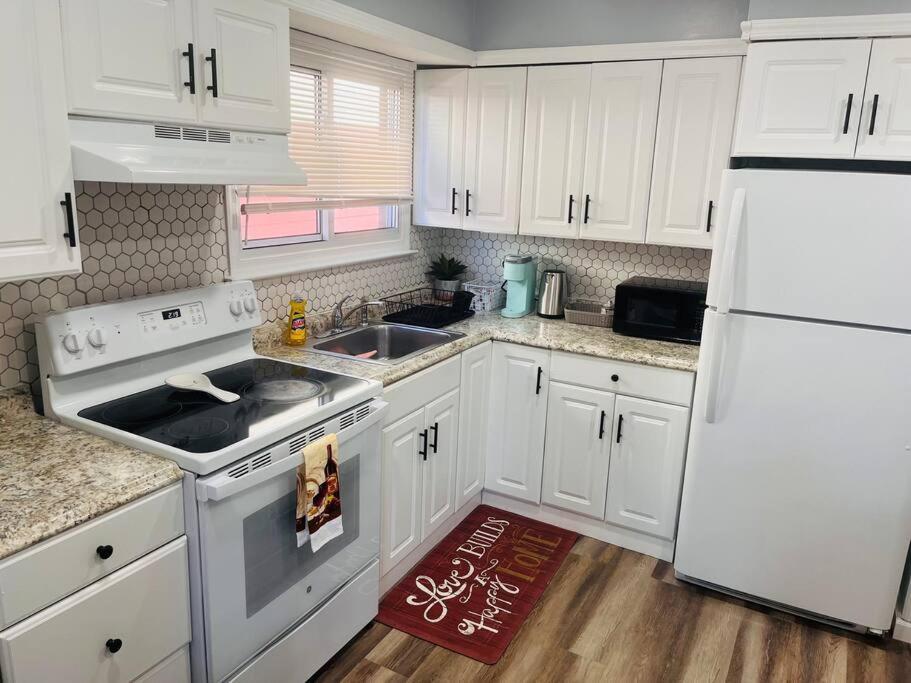 Vee's Nest- Cozy 3 Bedroom With Parking Appartamento *